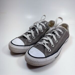 Converse Womens 6 Chucks Canvas Shoes Low Top Sneaker